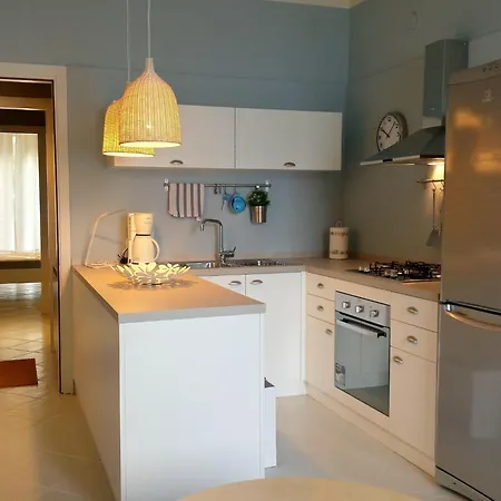 Apartment In Ghiffa With Lake Maggiore Views 公寓 *