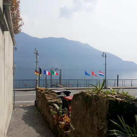 アパート In With Maggiore Views