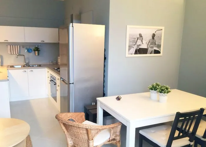 Apartment In Ghiffa With Lake Maggiore Views Lägenhet